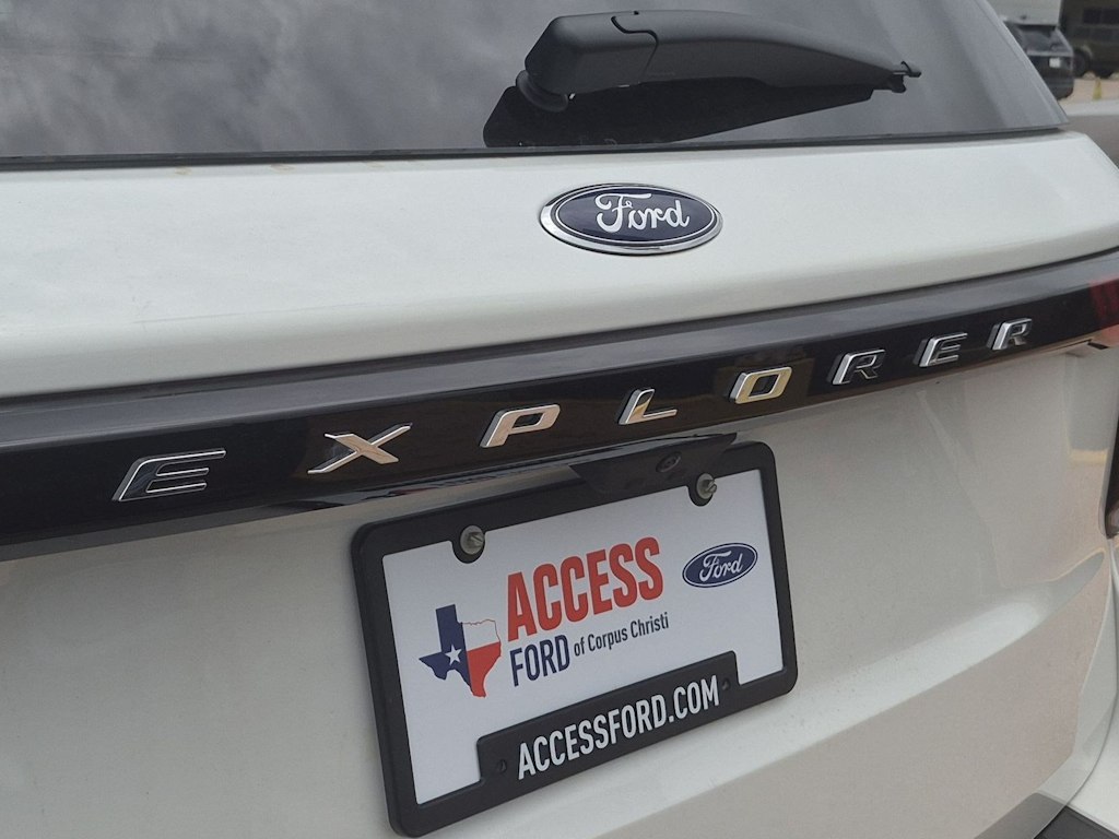 Thumbnail: 2026 Ford Explorer - 34