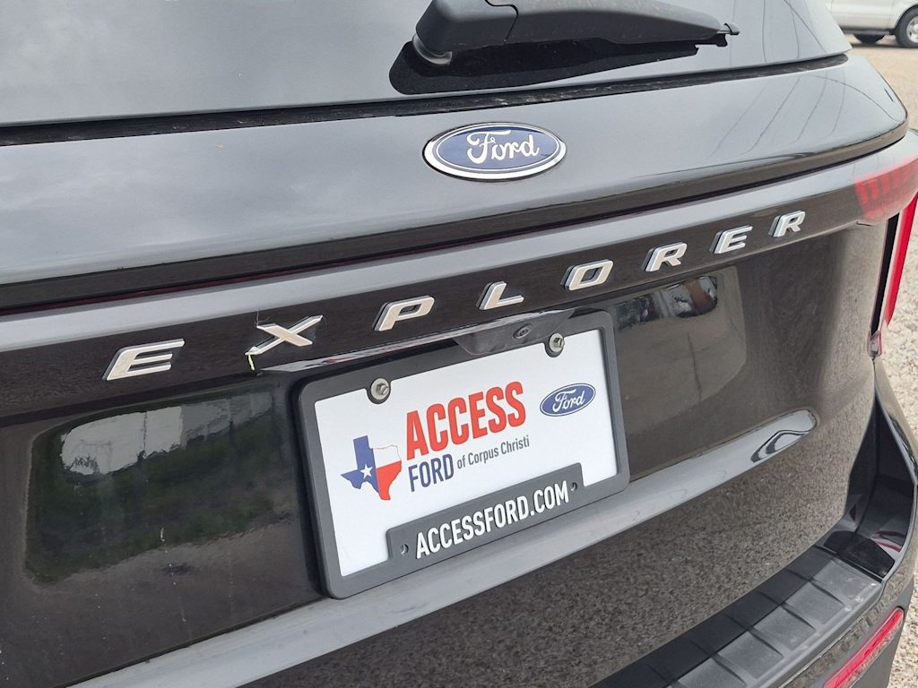 Thumbnail: 2025 Ford Explorer - 34