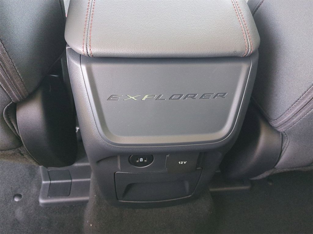 Thumbnail: 2025 Ford Explorer - 30