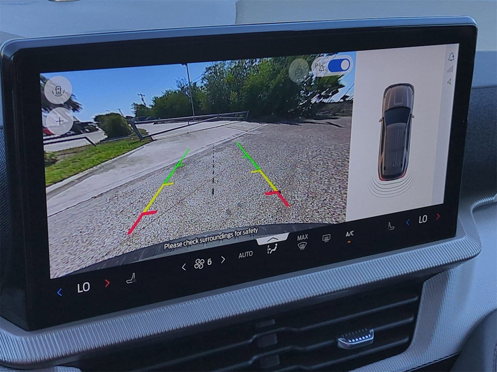 Thumbnail: 2025 Ford Explorer - 26