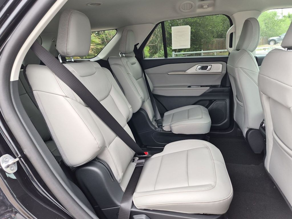 Thumbnail: 2026 Ford Explorer - 33
