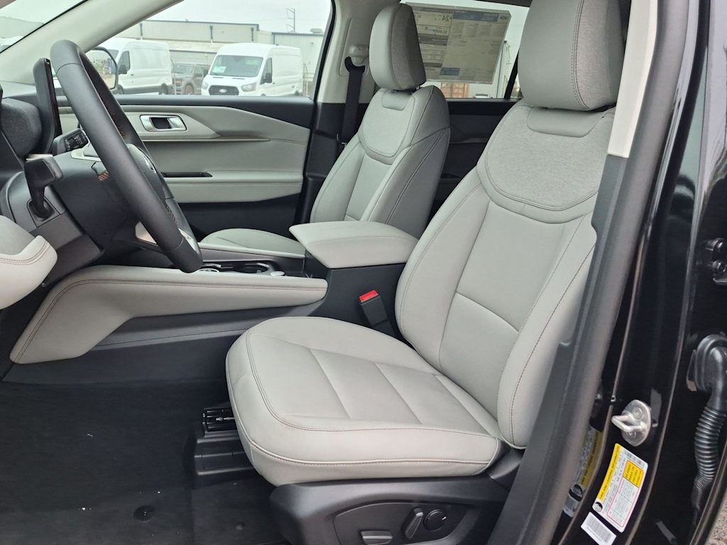 Thumbnail: 2026 Ford Explorer - 11