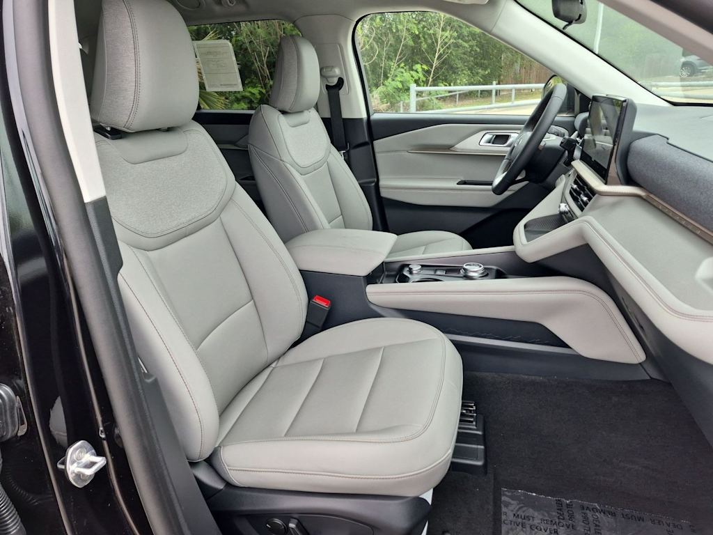 Thumbnail: 2026 Ford Explorer - 12