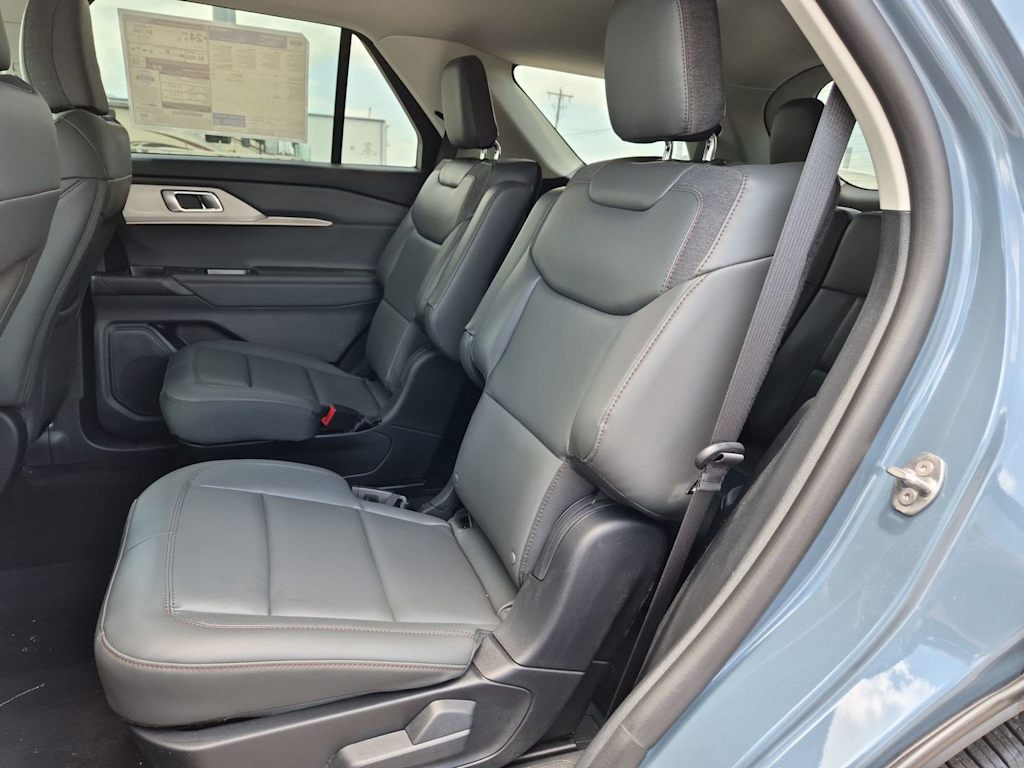 Thumbnail: 2026 Ford Explorer - 13
