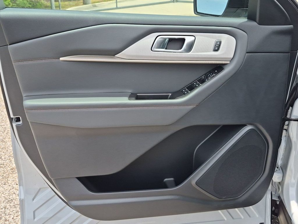 Thumbnail: 2026 Ford Explorer - 31