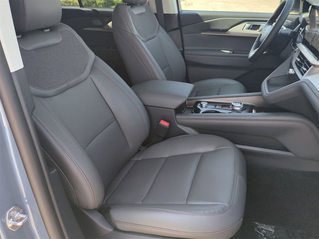 Thumbnail: 2025 Ford Explorer - 12