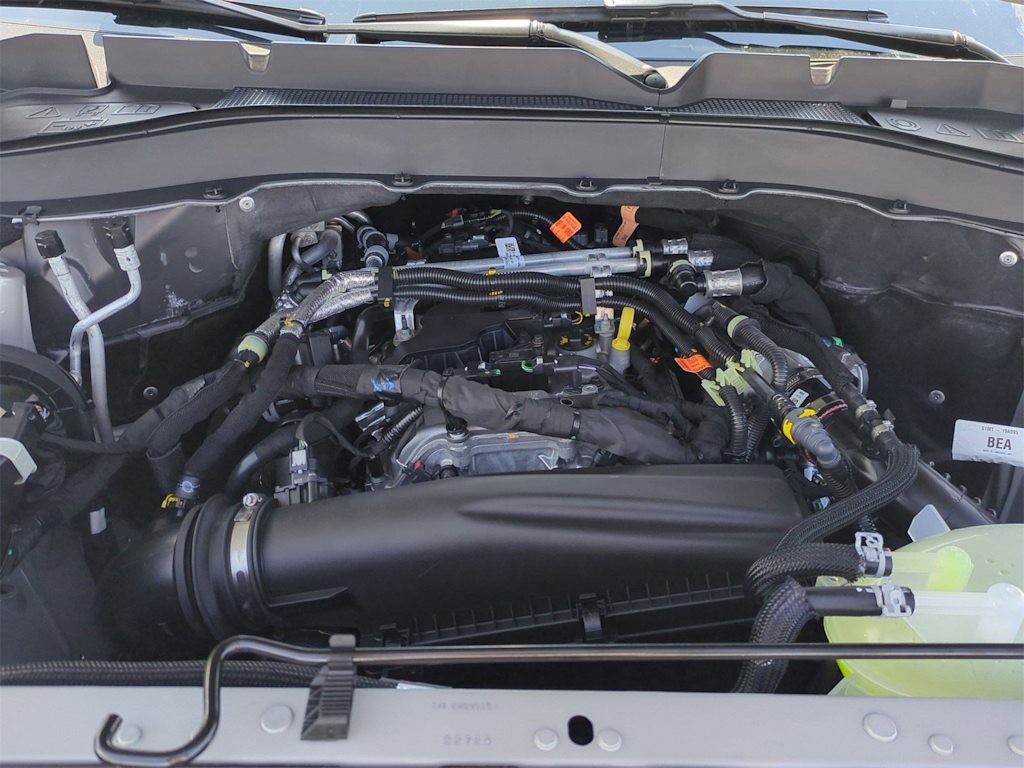 Thumbnail: 2025 Ford Explorer - 9