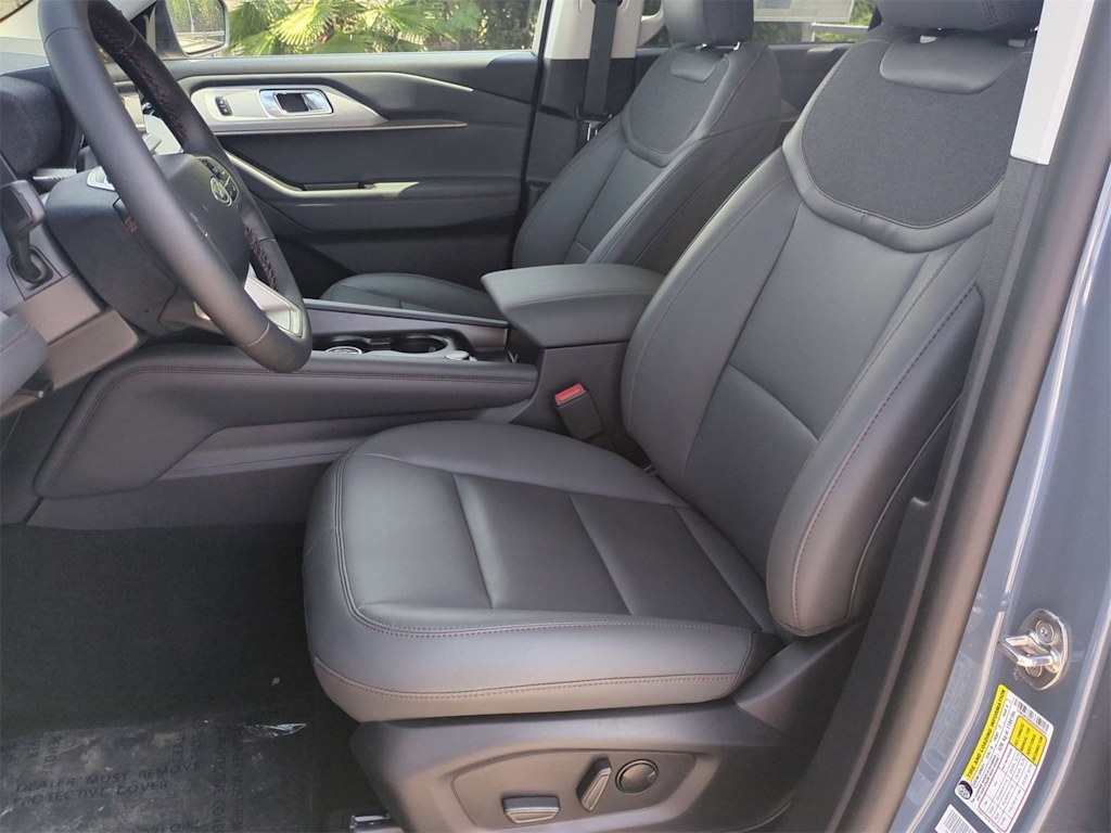 Thumbnail: 2025 Ford Explorer - 11