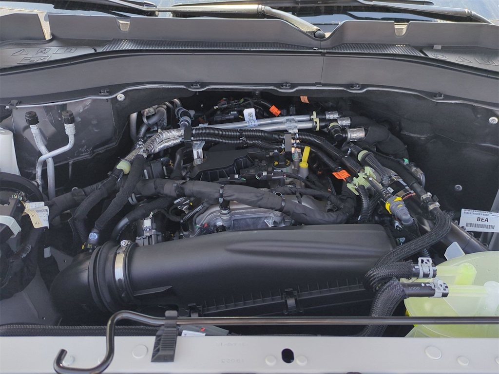 Thumbnail: 2025 Ford Explorer - 9