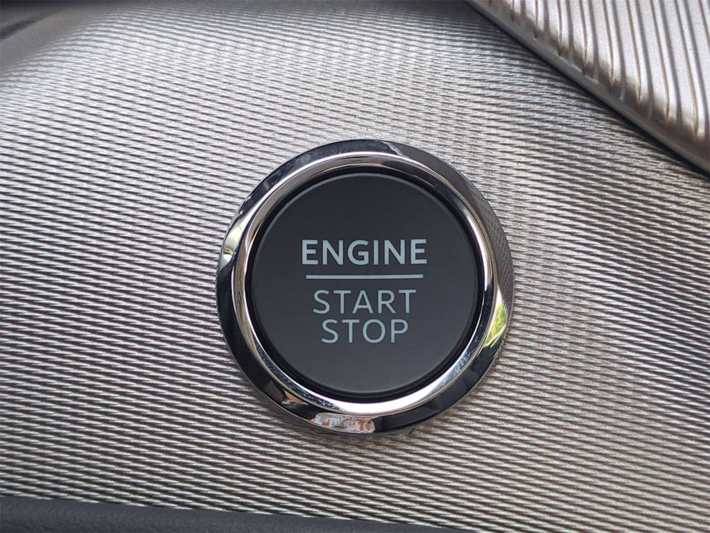 Thumbnail: 2025 Ford Explorer - 28