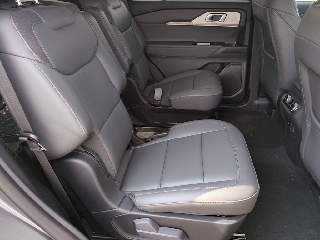 Thumbnail: 2026 Ford Explorer - 33