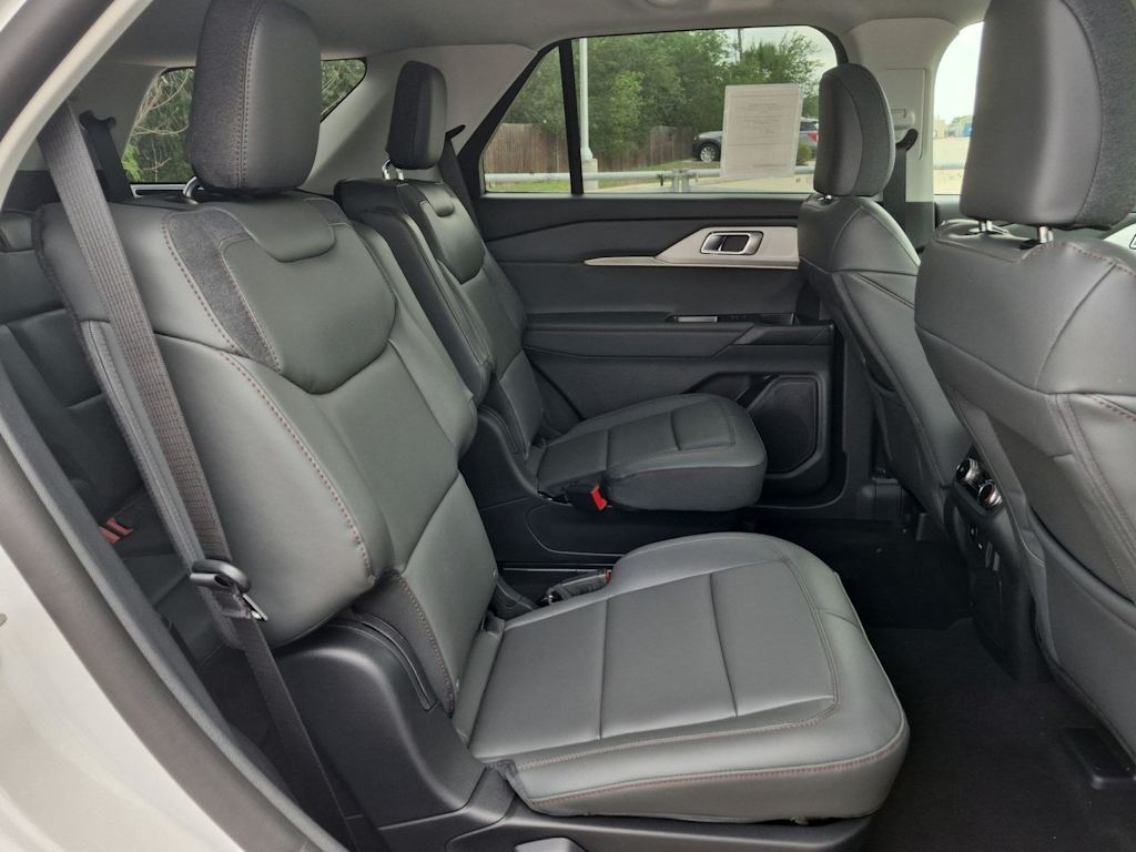 Thumbnail: 2026 Ford Explorer - 33