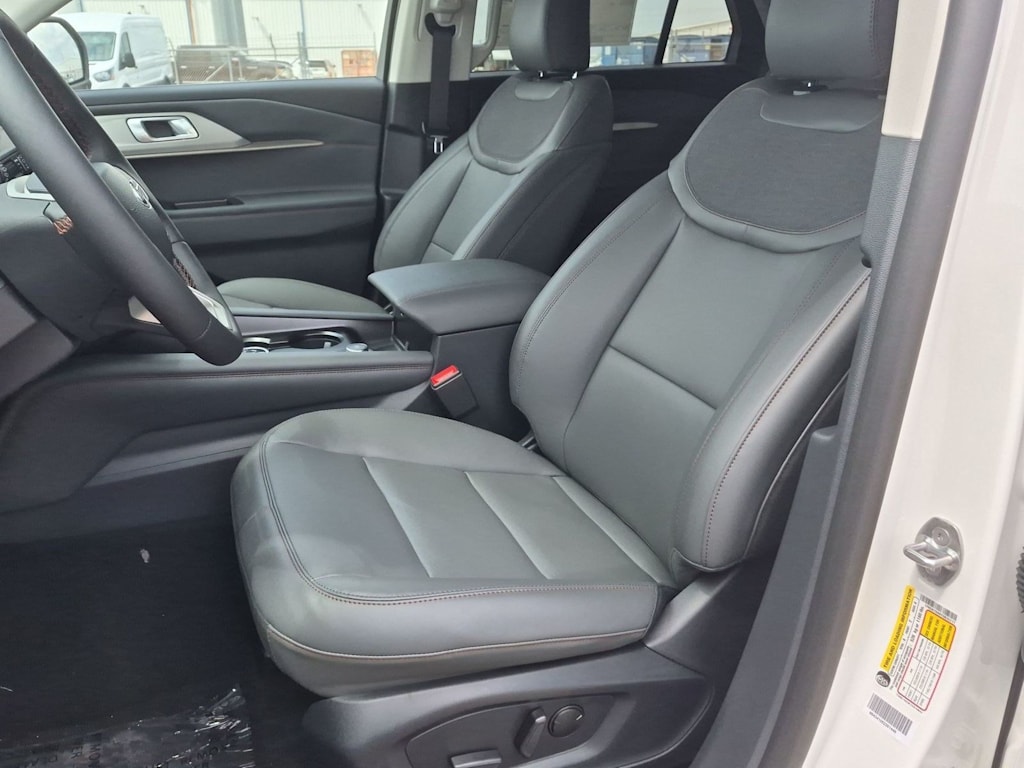 Thumbnail: 2026 Ford Explorer - 11