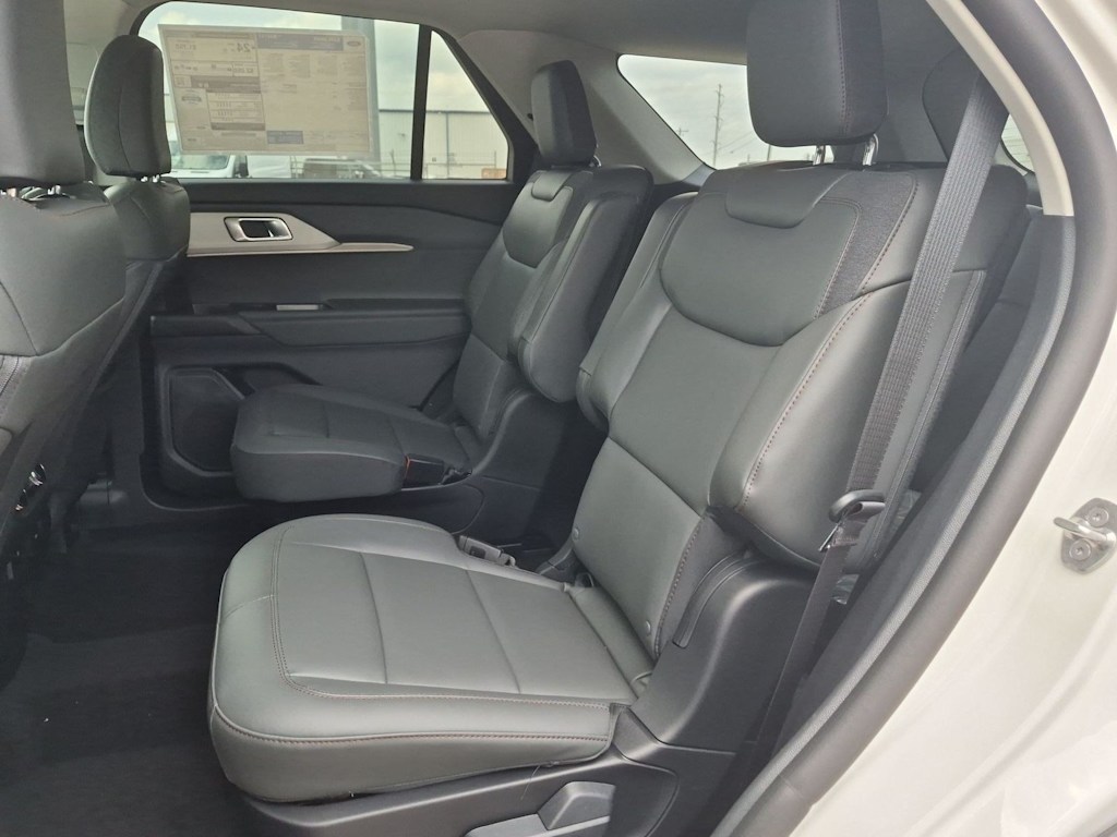 Thumbnail: 2026 Ford Explorer - 13