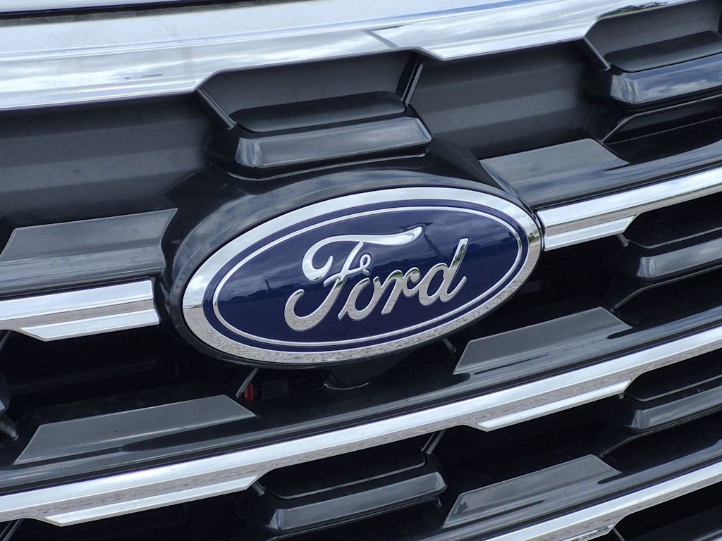 Thumbnail: 2026 Ford Explorer - 7