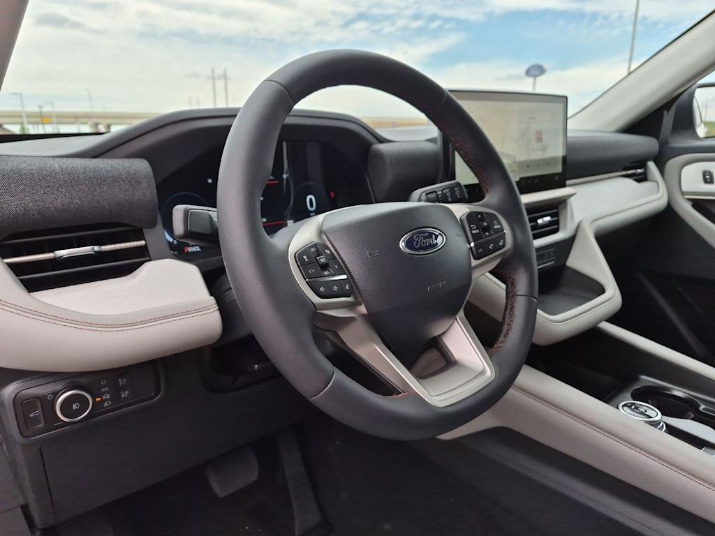 Thumbnail: 2026 Ford Explorer - 2
