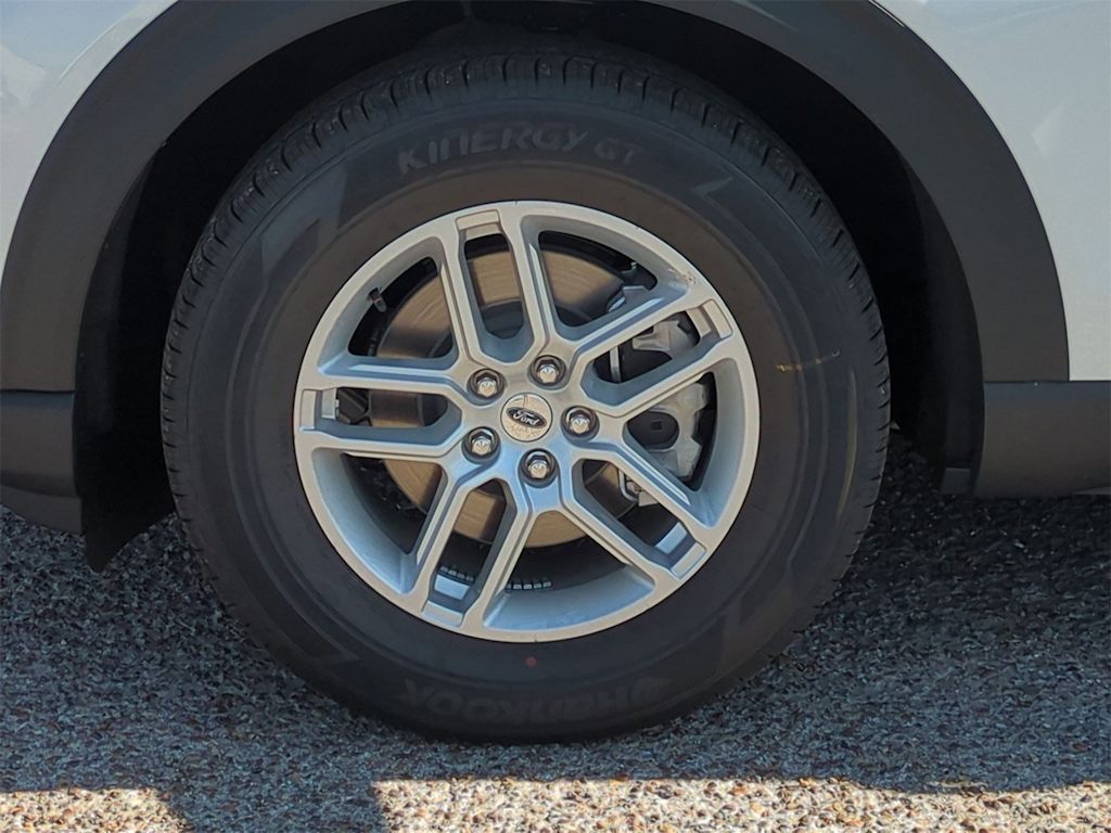 Thumbnail: 2025 Ford Explorer - 8