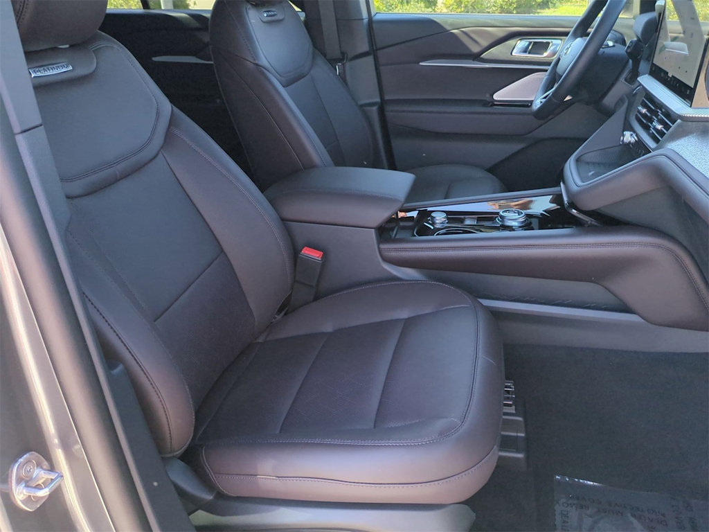 Thumbnail: 2025 Ford Explorer - 12