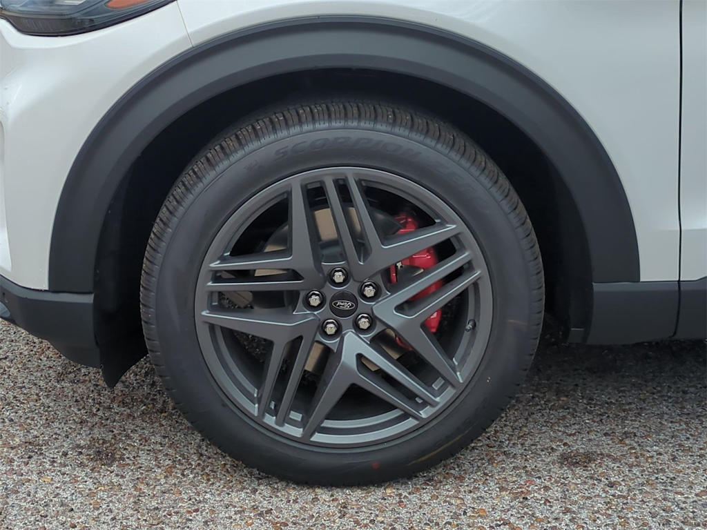 Thumbnail: 2025 Ford Explorer - 8