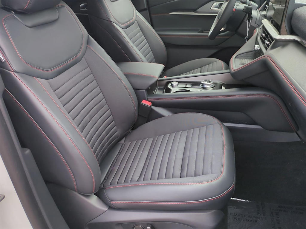 Thumbnail: 2025 Ford Explorer - 12