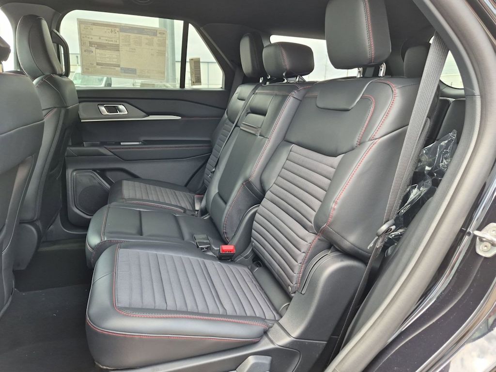 Thumbnail: 2026 Ford Explorer - 10