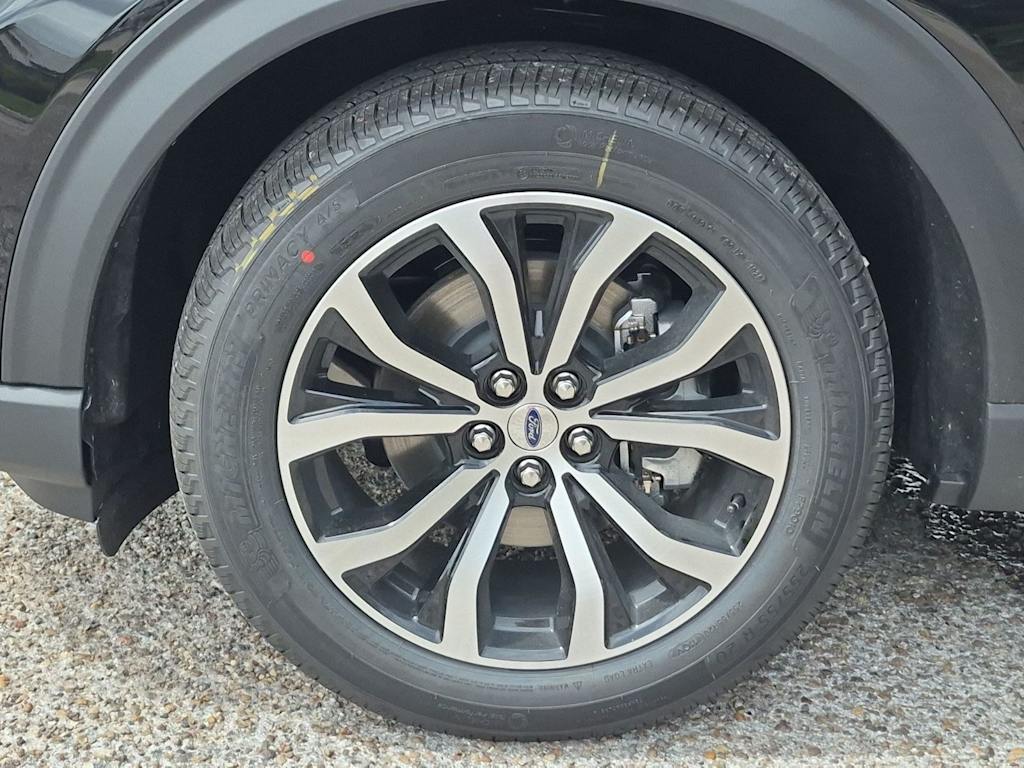 Thumbnail: 2026 Ford Explorer - 6