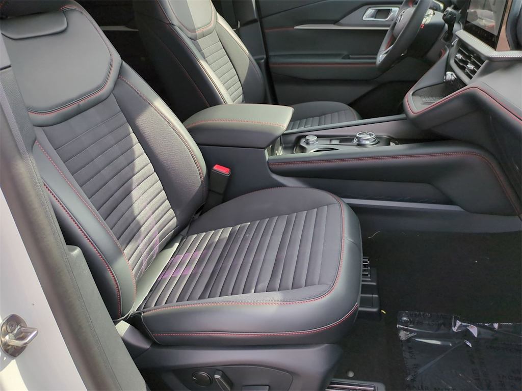 Thumbnail: 2025 Ford Explorer - 12