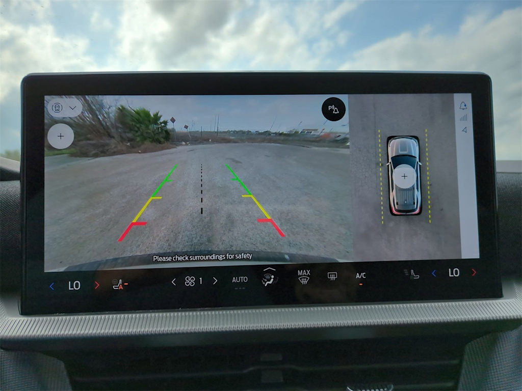 Thumbnail: 2025 Ford Explorer - 26