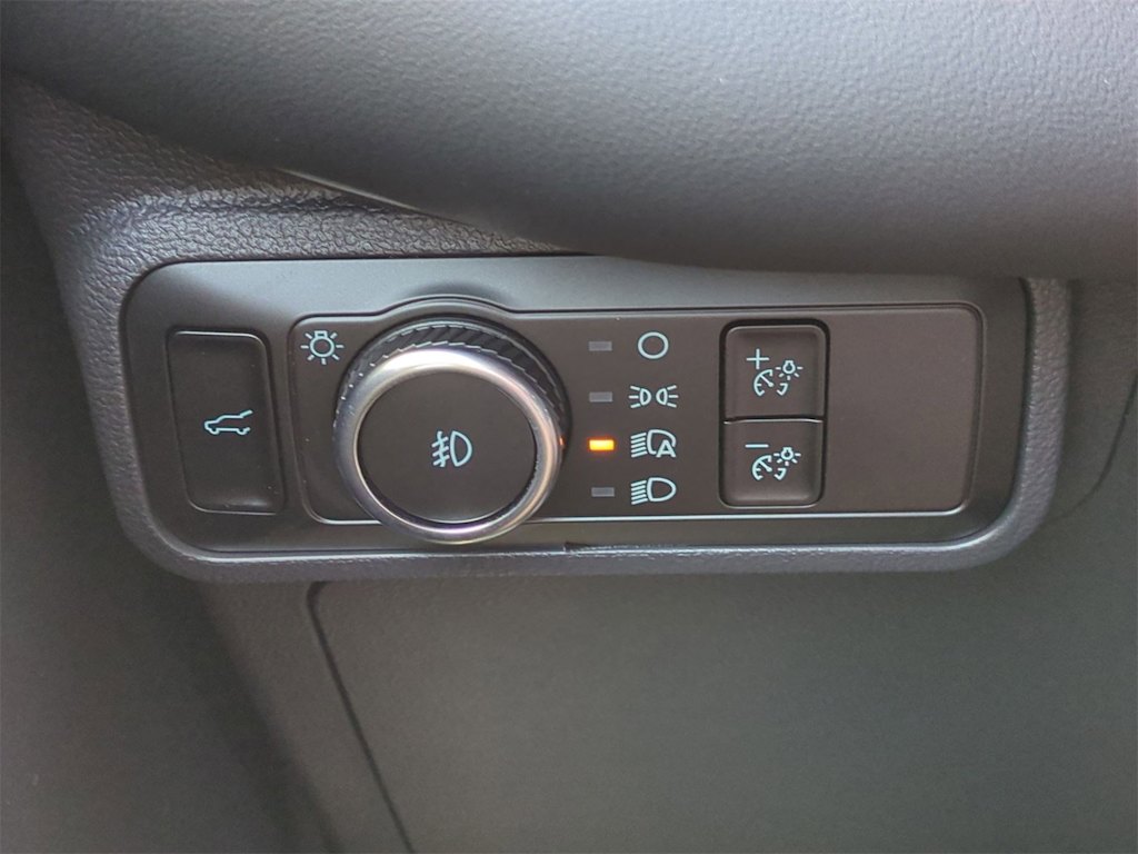 Thumbnail: 2025 Ford Explorer - 29