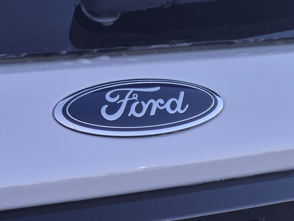 Thumbnail: 2026 Ford Explorer - 7