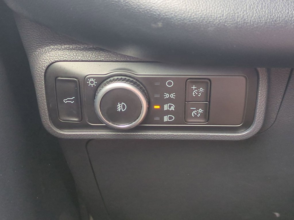 Thumbnail: 2025 Ford Explorer - 29