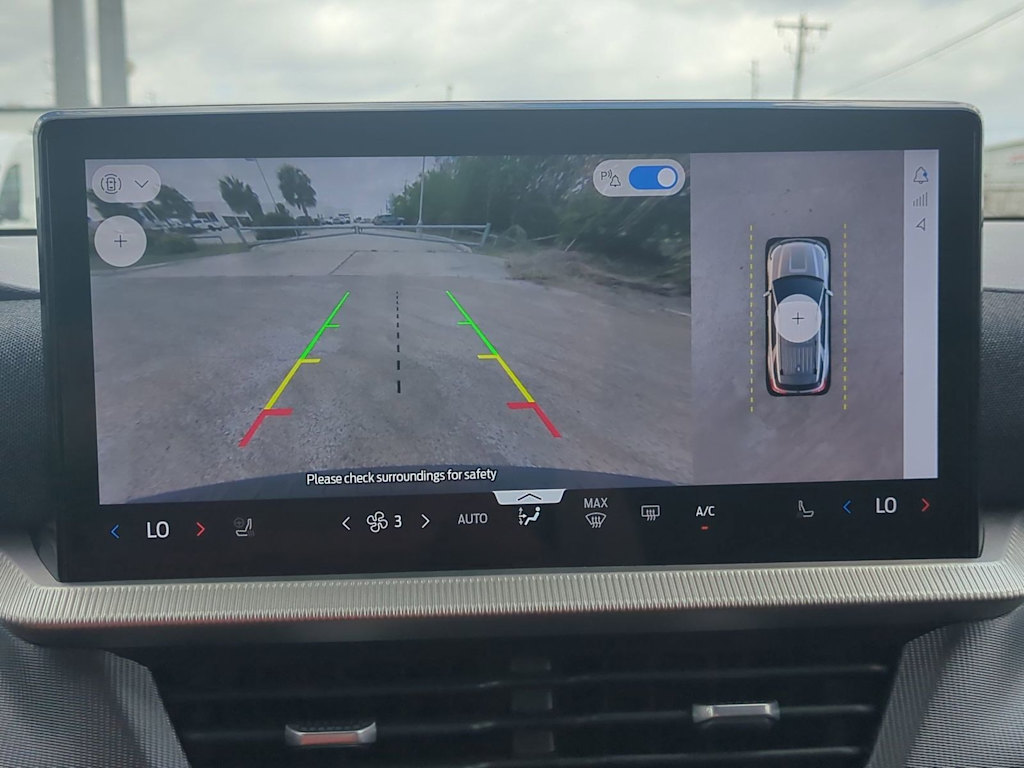 Thumbnail: 2025 Ford Explorer - 26