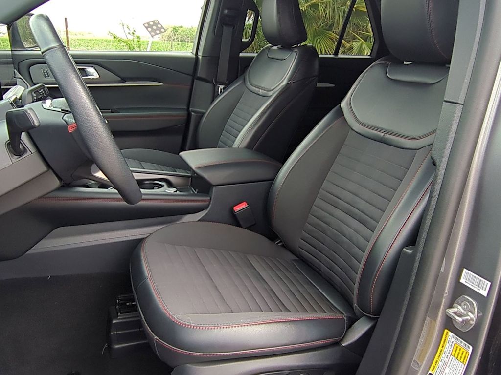 Thumbnail: 2025 Ford Explorer - 10