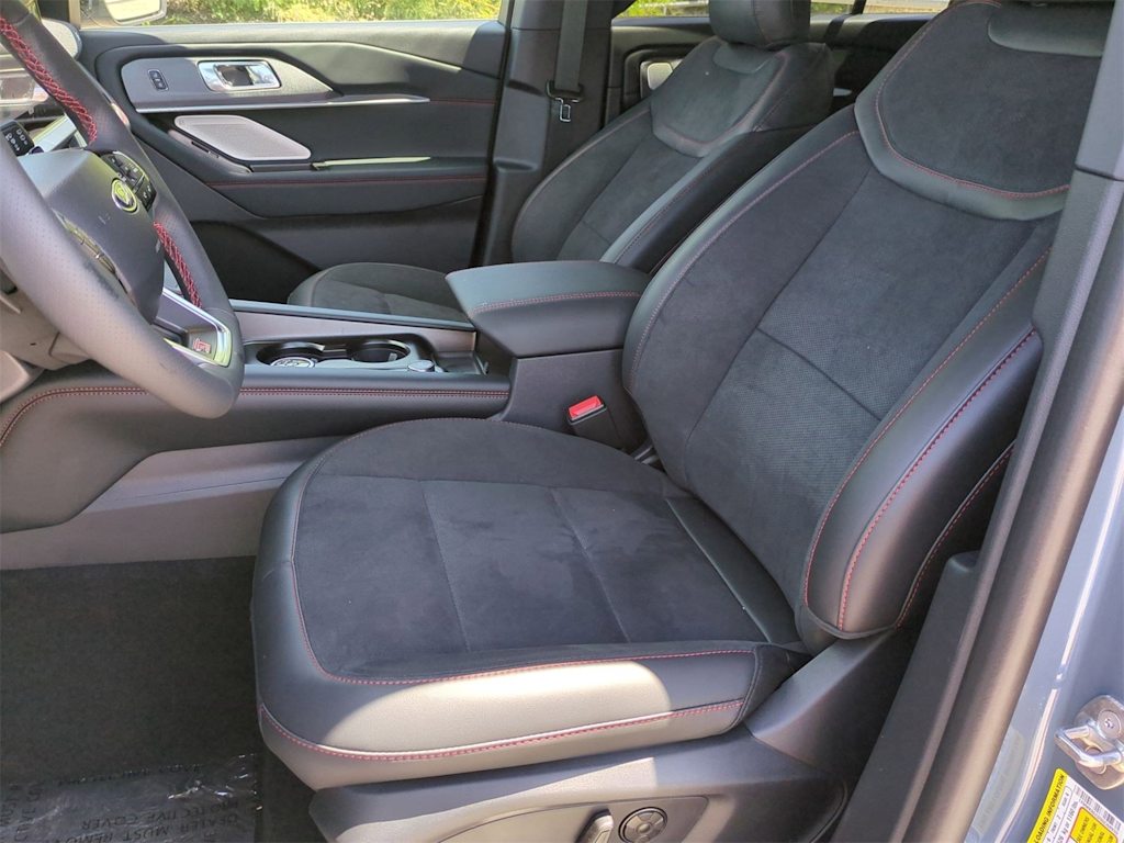 Thumbnail: 2025 Ford Explorer - 11