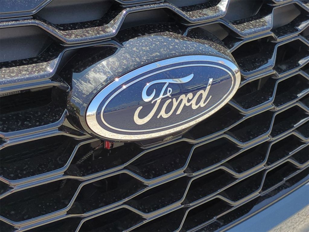 Thumbnail: 2025 Ford Explorer - 7