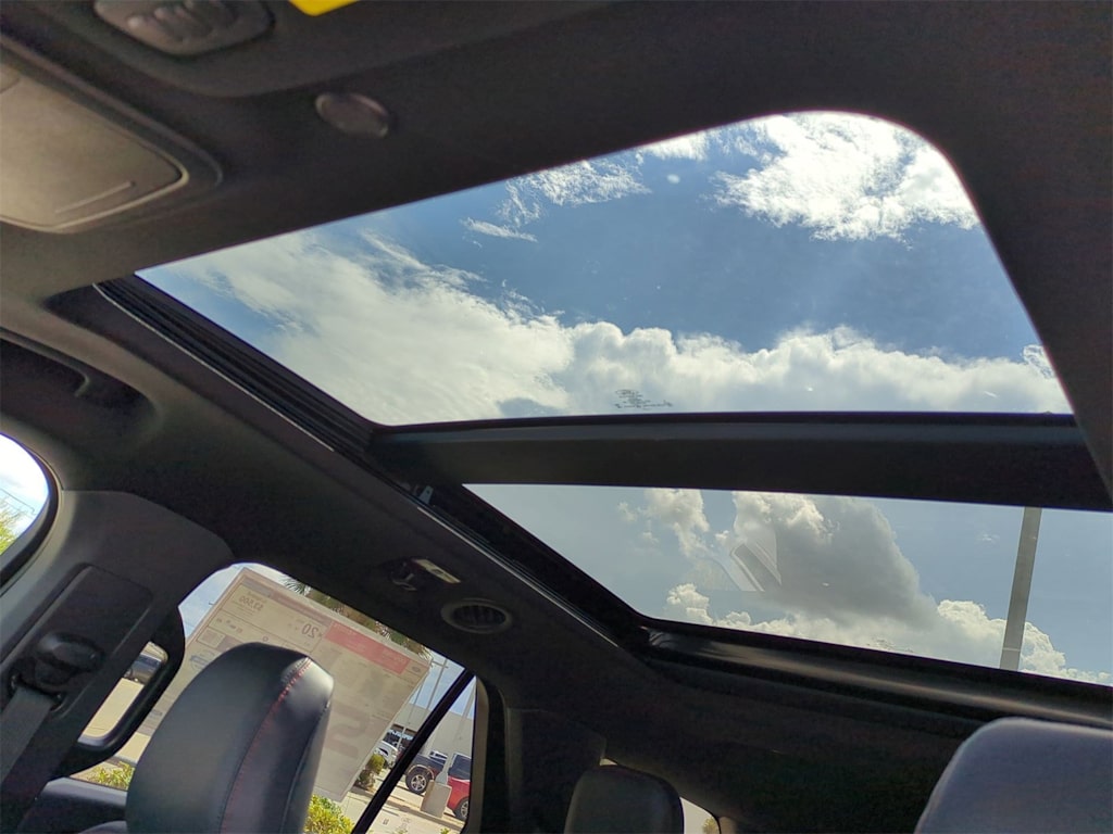 Thumbnail: 2025 Ford Explorer - 29