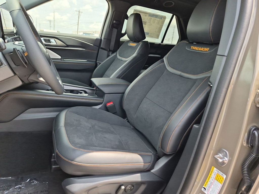 Thumbnail: 2026 Ford Explorer - 11