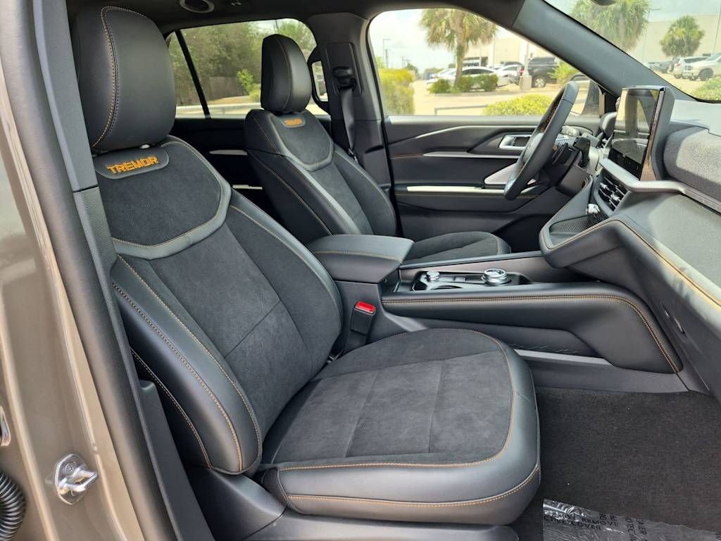 Thumbnail: 2026 Ford Explorer - 12