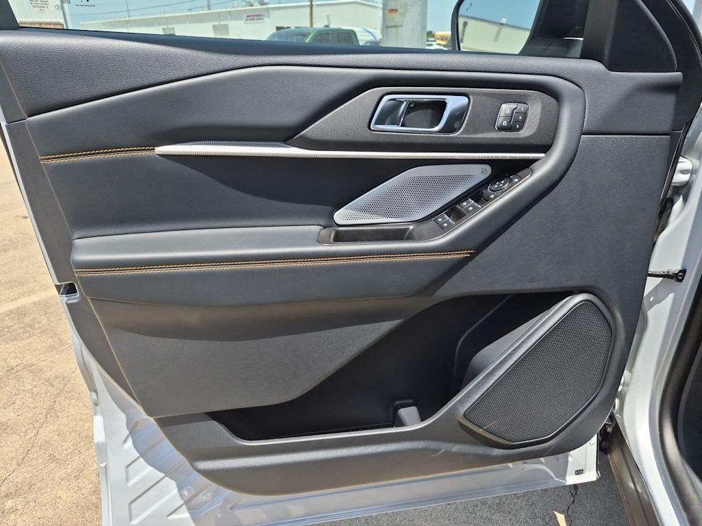Thumbnail: 2026 Ford Explorer - 32