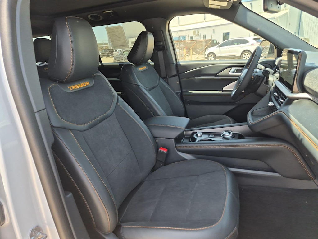 Thumbnail: 2026 Ford Explorer - 12