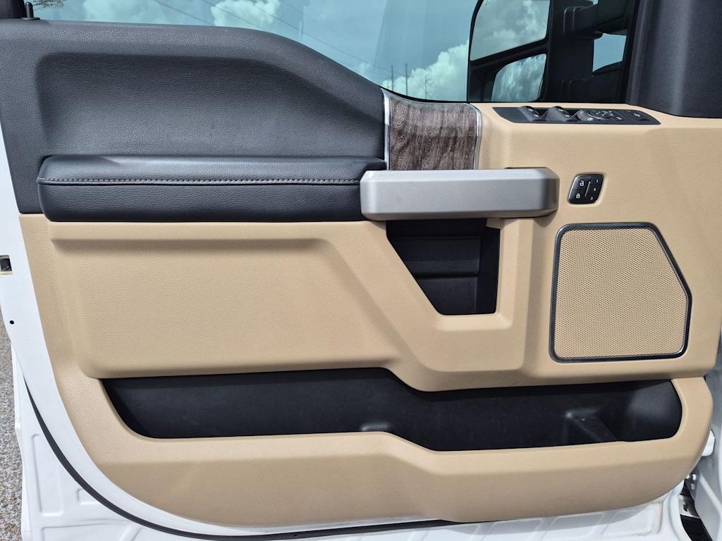 Thumbnail: 2019 Ford F-250 - 30