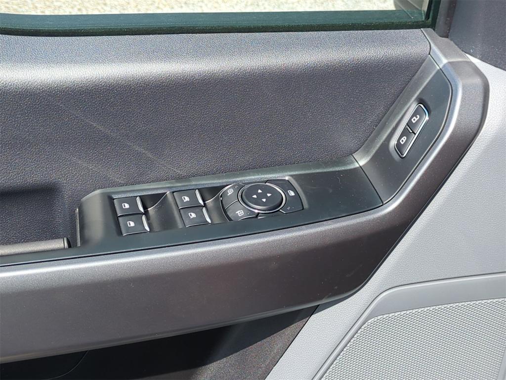 Thumbnail: 2026 Ford F-250 - 30