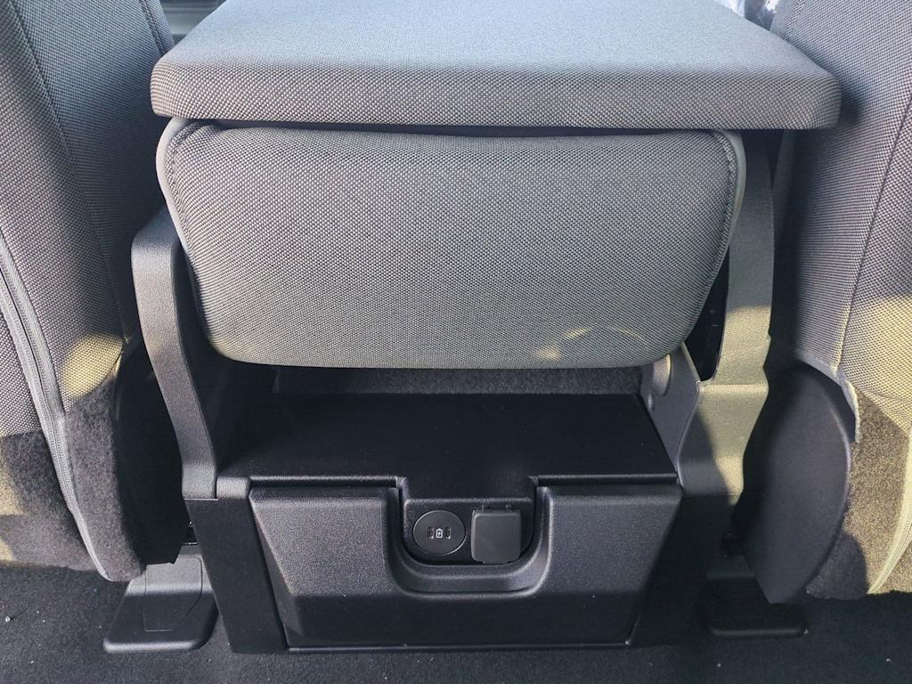 Thumbnail: 2026 Ford F-250 - 26