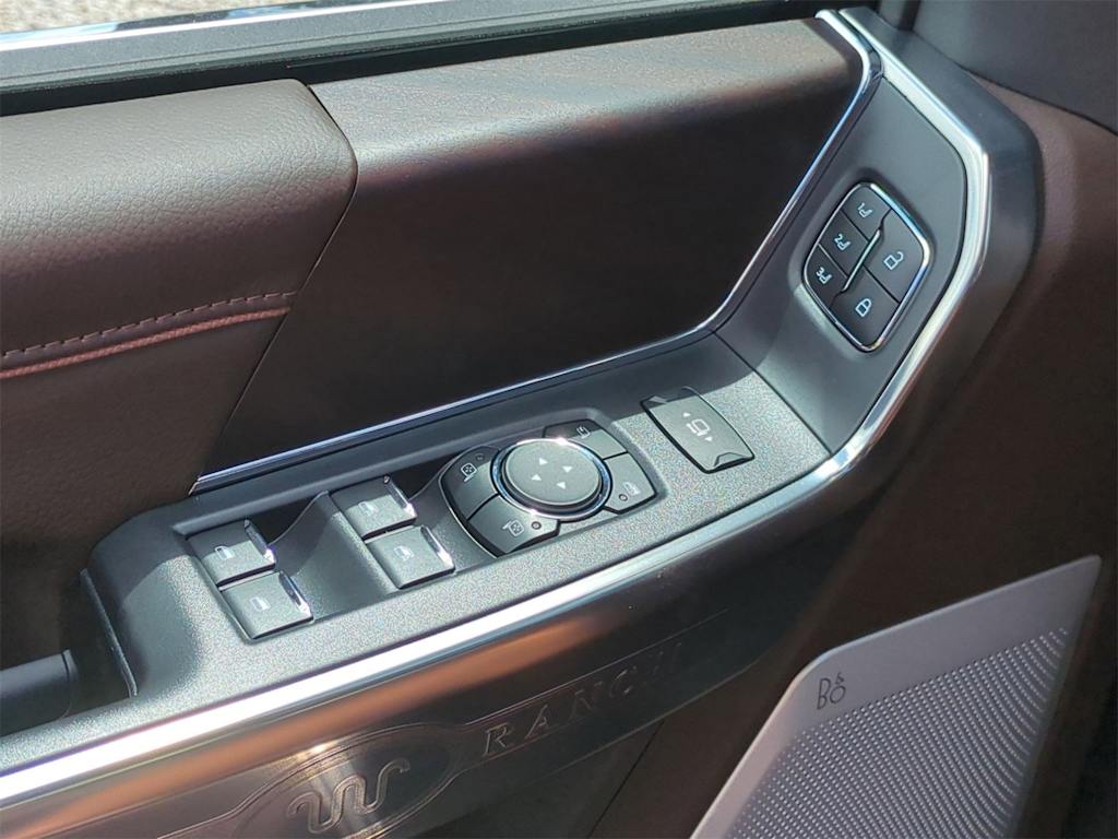 Thumbnail: 2025 Ford F-250 - 31