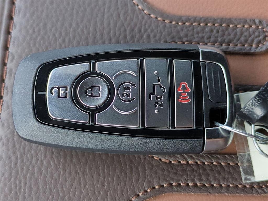 Thumbnail: 2025 Ford F-250 - 16