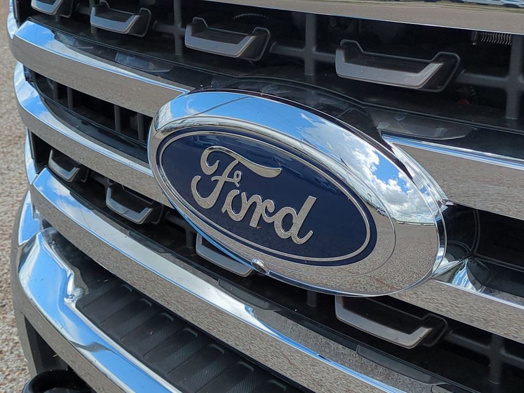 Thumbnail: 2025 Ford F-250 - 33