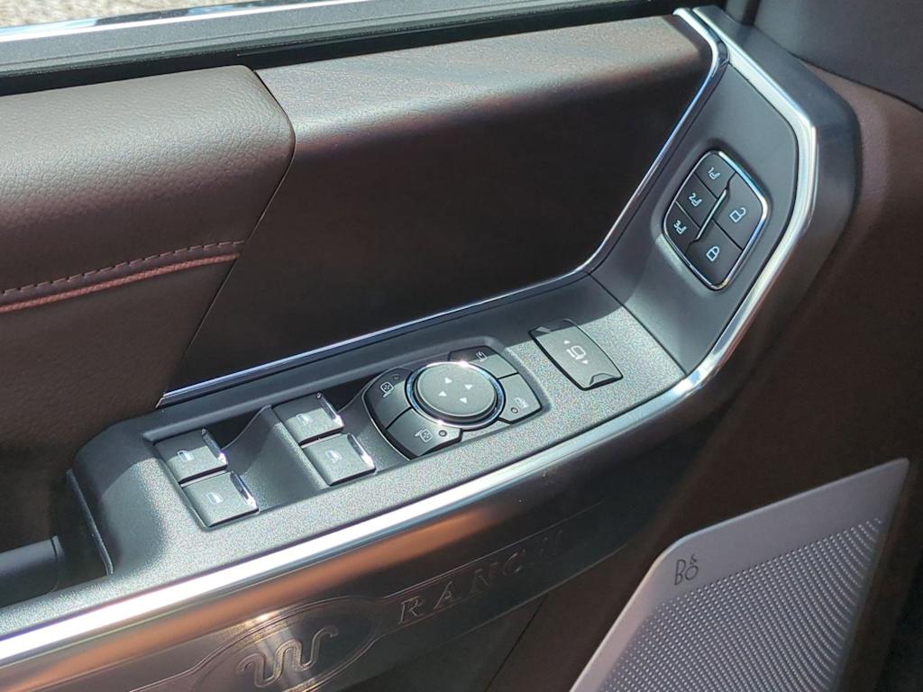 Thumbnail: 2025 Ford F-250 - 31