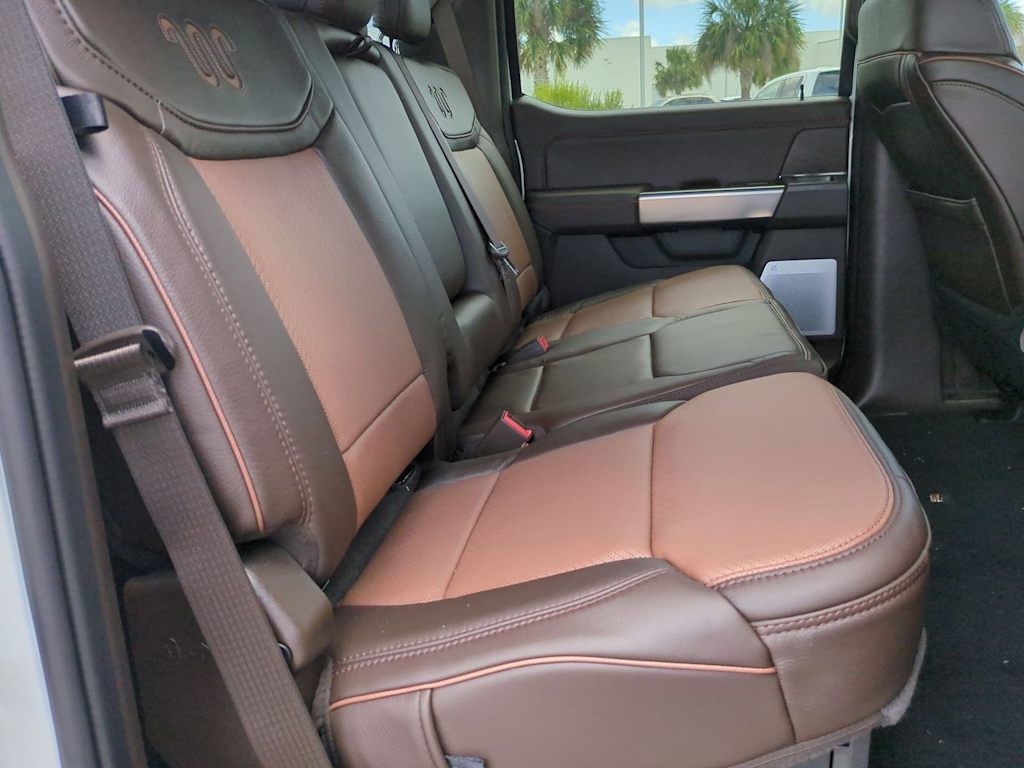 Thumbnail: 2025 Ford F-250 - 32