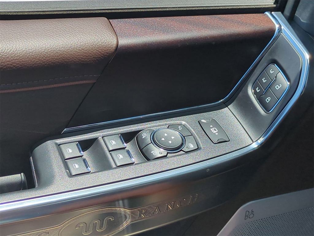 Thumbnail: 2025 Ford F-250 - 32