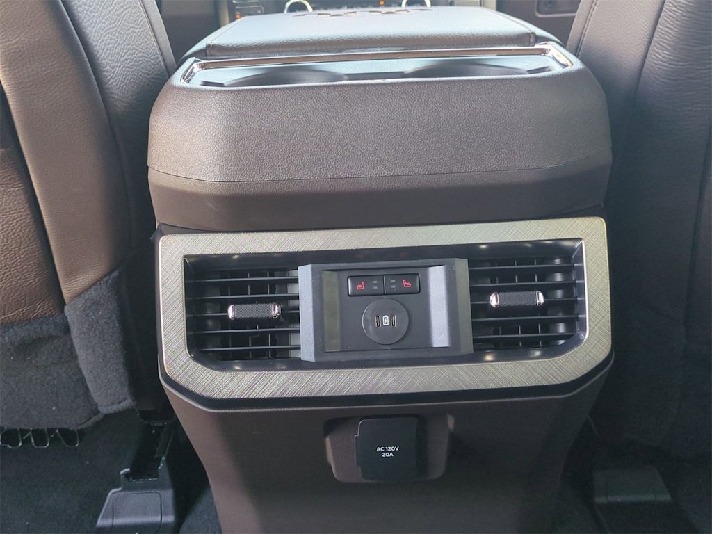 Thumbnail: 2025 Ford F-250 - 30